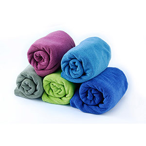Edlen Seiden Schlafsack blau, hygenischer Schlafkomfort für Reisen. Jetzt im weshop.ch