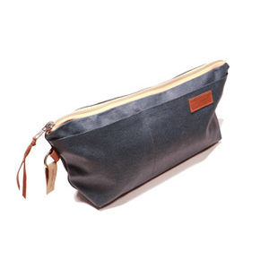 Handgefertigtes Reise-Necessaire - Waxed Canvas -Blau