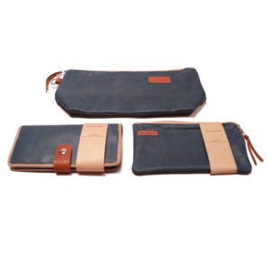 Handgefertigtes Reise-Necessaire - Waxed Canvas - Blau - Set