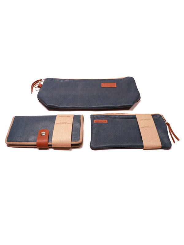Handgefertigtes Reise-Necessaire - Waxed Canvas - Blau - Set