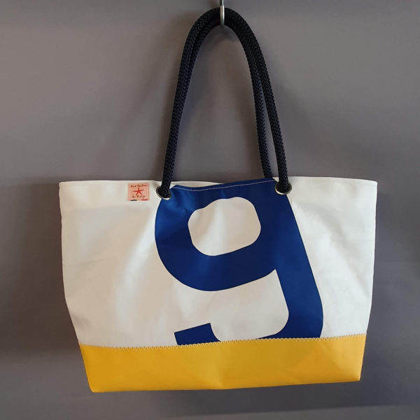 Strandtasche aus Segeltuch, Farbe Blau-Weiss, Nummer 9, Frontansicht, im Schweizer Reisezubehör Online-Shop weshop.ch